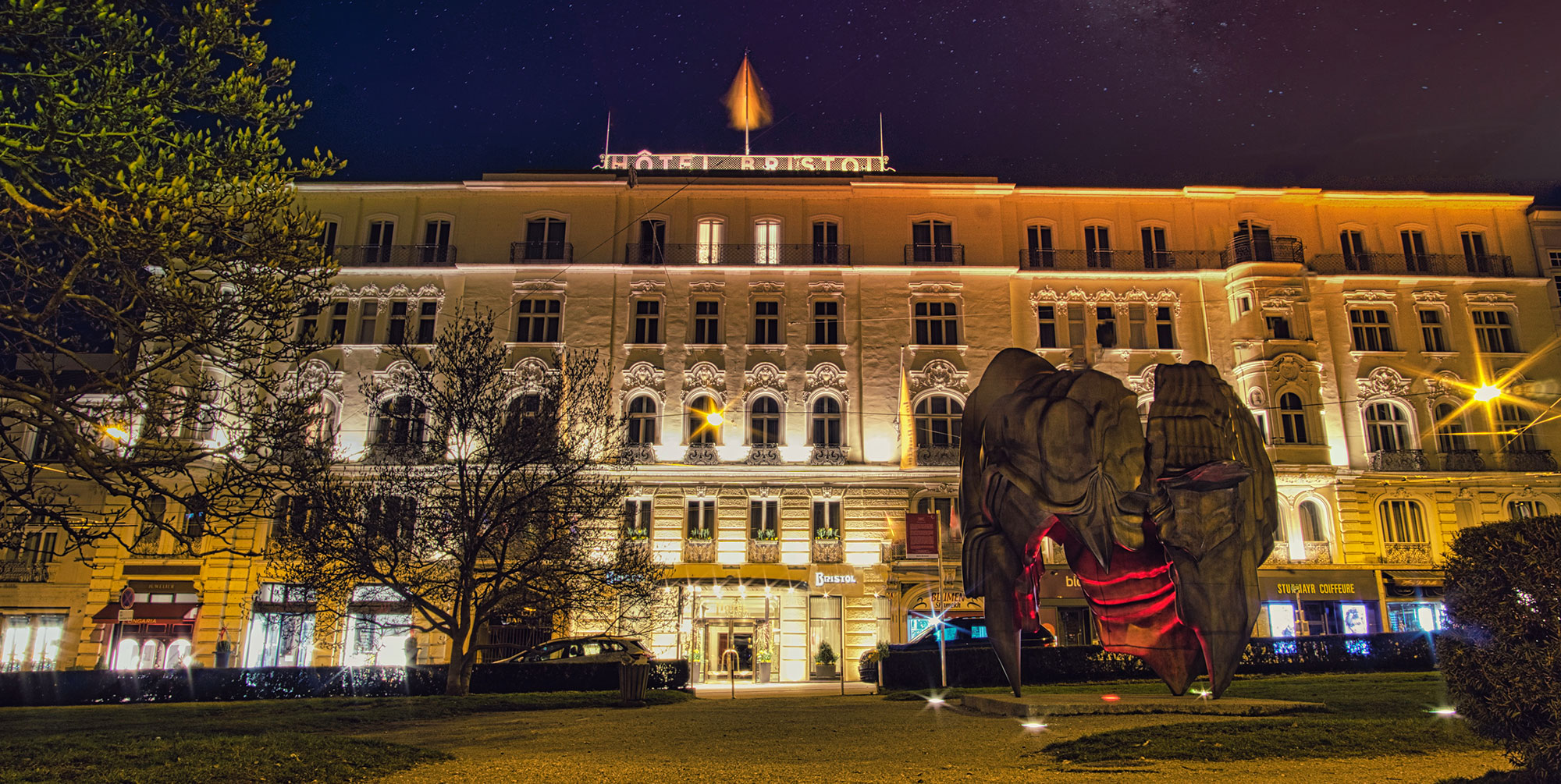 Außenaufnahme des 5 Sterne Hotel Bristol in Salzburg