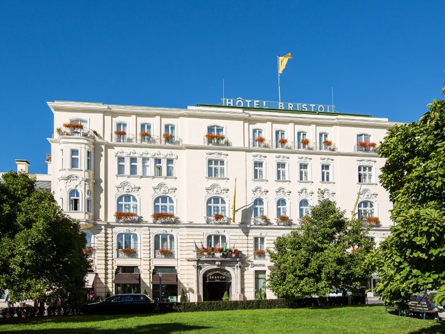5* Hôtel Bristol in the city of Salzburg in summer