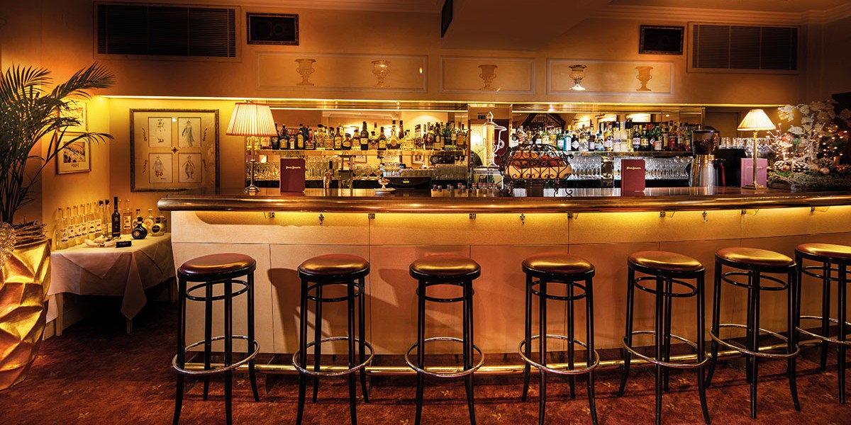 Sketch-Bar & Lounge im Hotel Bristol 