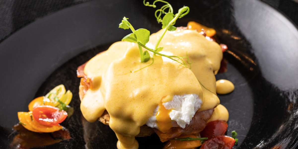 Pochiertes Ei im Hotel Bristol