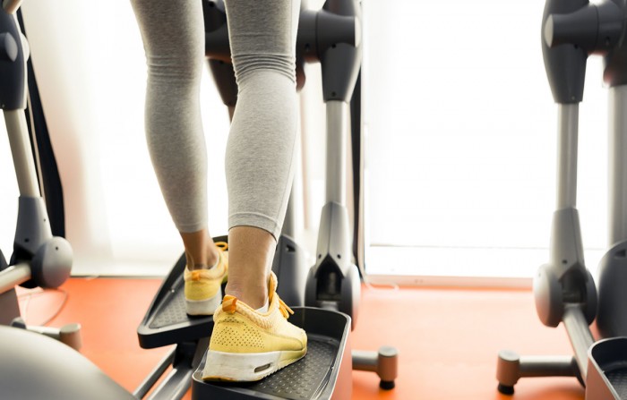 Cross trainer © shutterstock.com