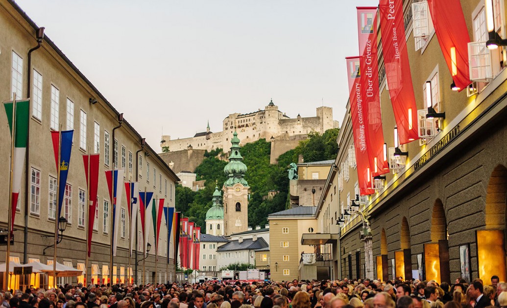 Visitors to the Festival in Hofstallgasse ©Tourismus Salzburg